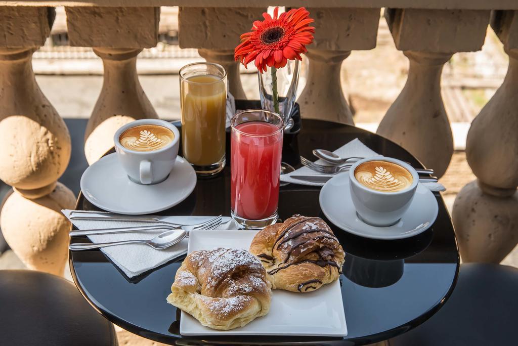 Hotel Pantheon Caesar Relais Roma Exterior foto